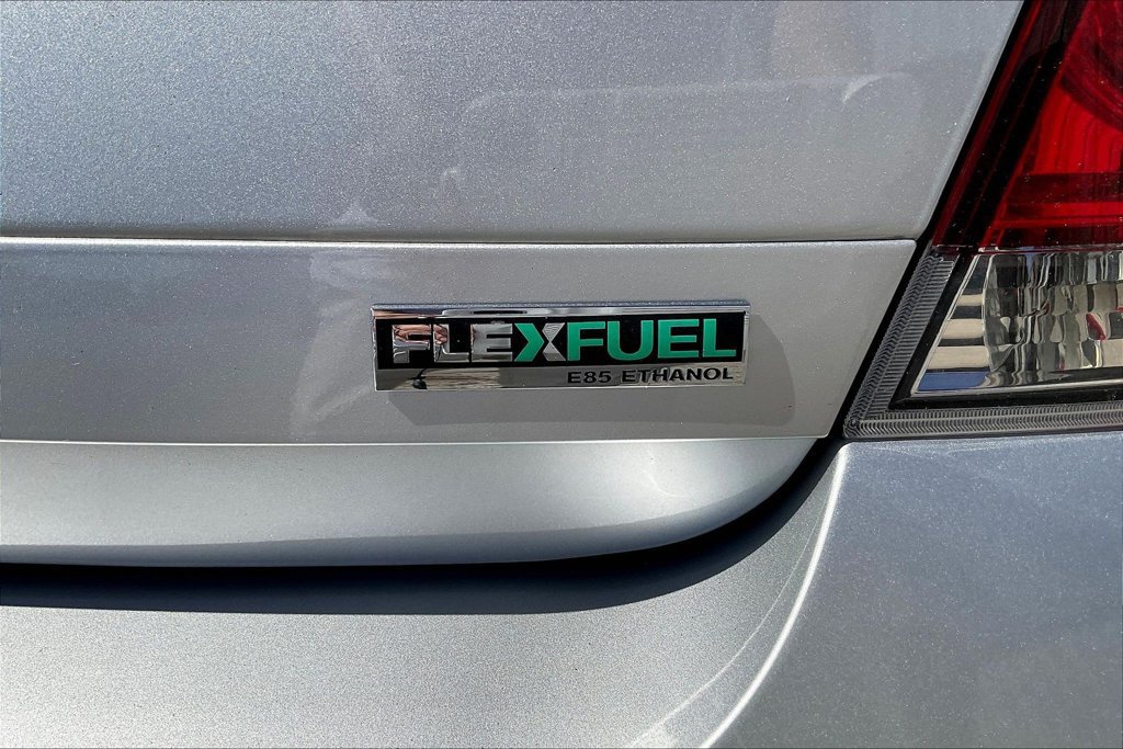 Used 2012 Chevrolet Impala LT FWD image 22