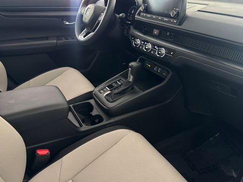 Certified 2024 Honda CR-V EX image 33