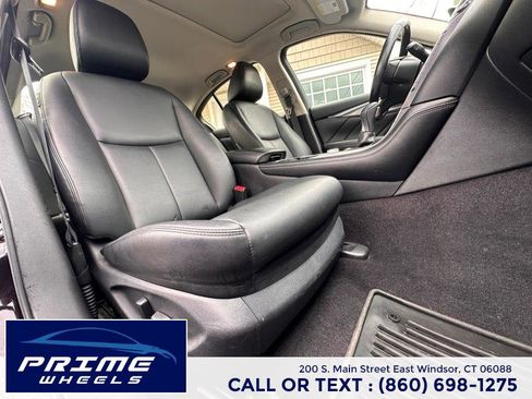 Used 2015 INFINITI Q50 Premium w/ Navigation Package image 17