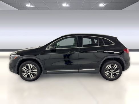 Certified 2026 Mercedes-Benz GLA 250 image 2