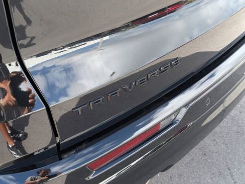 Certified 2024 Chevrolet Traverse RS image 9
