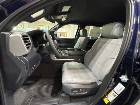 New 2026 Toyota Tundra SR5 image 18