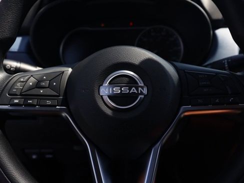 New 2025 Nissan Versa 1.6 SV w/ Trunk Package image 24