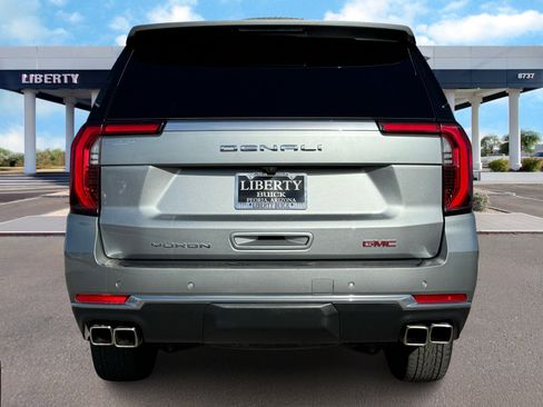 Used 2025 GMC Yukon Denali image 5