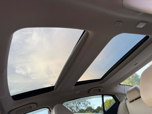 Used 2017 Nissan Maxima Platinum image 17