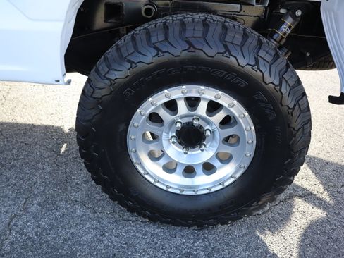 New 2025 Ford F150 XL w/ Equipment Group 103A High image 49