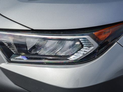 Used 2019 Toyota RAV4 XLE w/ Convenience Package FWD image 25