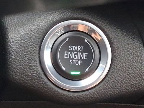 Used 2023 Buick Envision Essence w/ Sport Touring Package AWD/4WD image 16