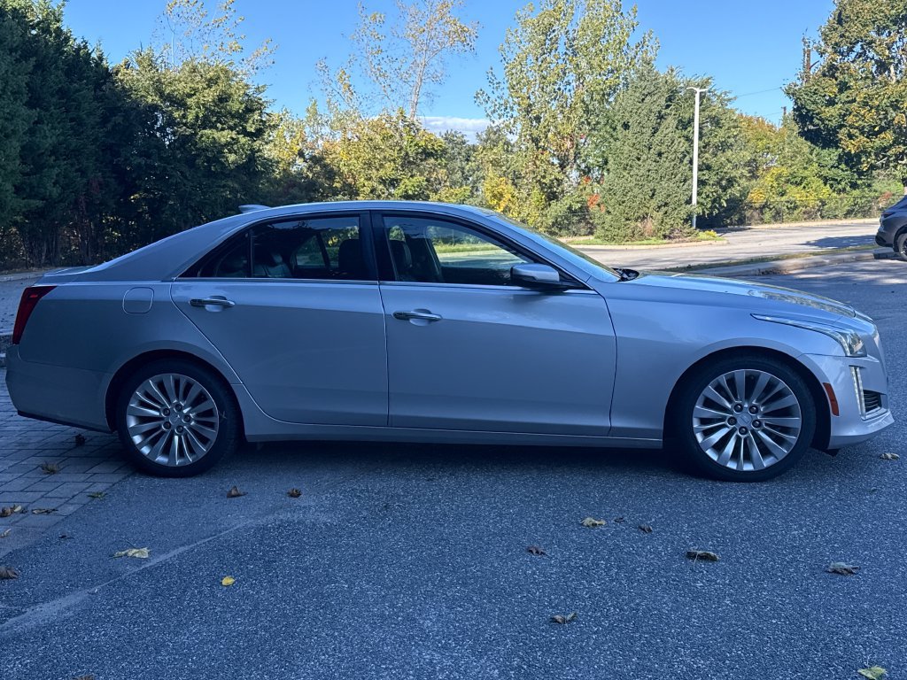Used 2017 Cadillac CTS Luxury RWD image 5