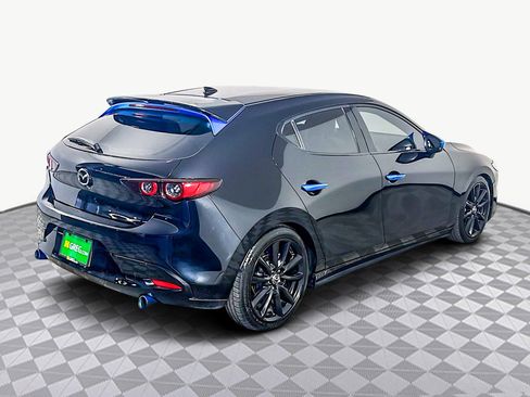 Used 2020 MAZDA MAZDA3 Hatchback w/ Premium Package image 10