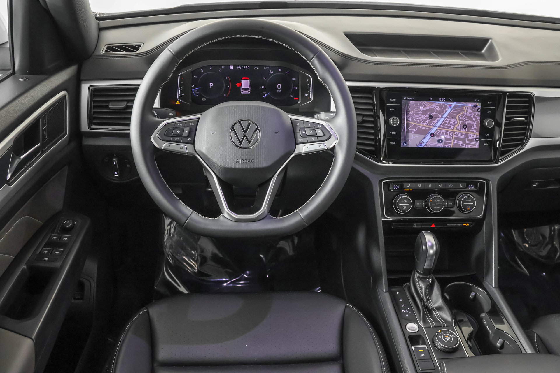 Used 2023 Volkswagen Atlas Cross Sport SEL AWD/4WD image 39