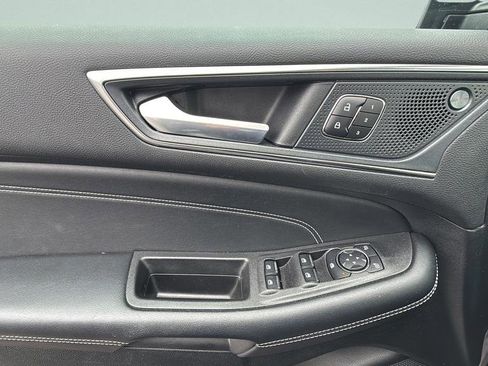 Certified 2024 Ford Edge Titanium image 34