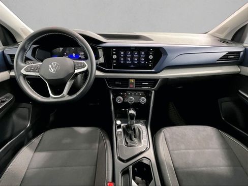 Used 2023 Volkswagen Taos SE FWD image 16