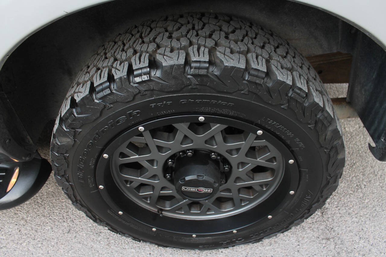 Used 2001 Ford Excursion XLT RWD image 15