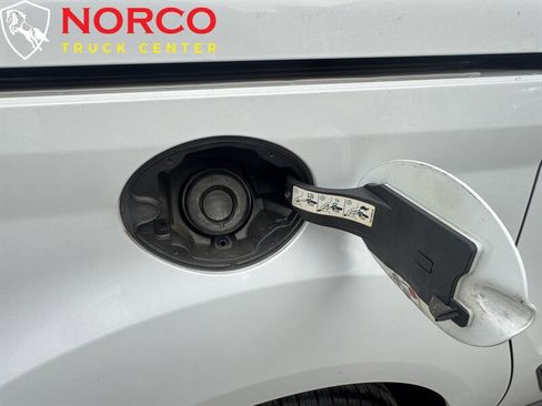 Used 2018 Ford Transit Connect XLT image 20