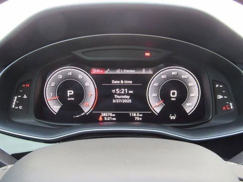 Used 2023 Audi Q8 Premium Plus w/ Premium Plus Package image 43