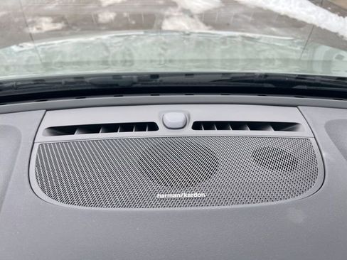 Certified 2023 Volvo C40 P8 Recharge Ultimate w/ Protection Package Premier image 42