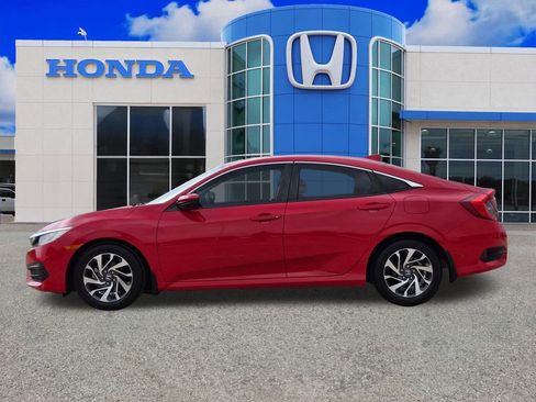Used 2018 Honda Civic EX image 6
