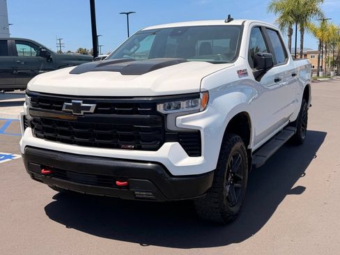 Used 2024 Chevrolet Silverado 1500 LT Trail Boss w/ Protection Package AWD/4WD image 4