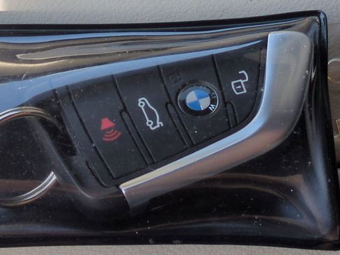 Used 2020 BMW Z4 sDrive30i w/ Premium Package image 34