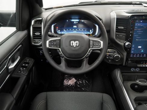 New 2026 RAM 1500 4x4 Crew Cab image 19