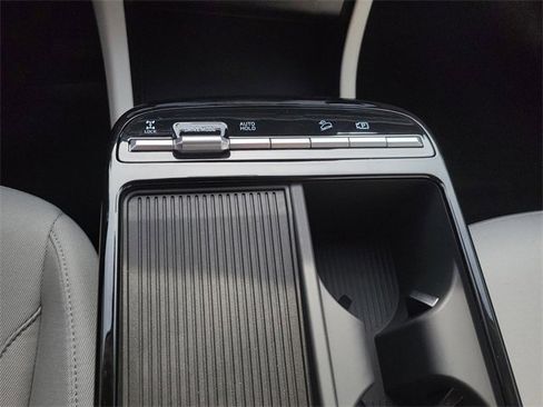 New 2026 Hyundai Tucson Blue SE image 19