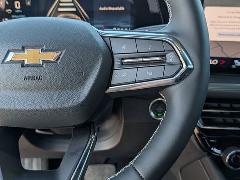 New 2026 Chevrolet Traverse LT w/ Enhanced Driving Package image 11