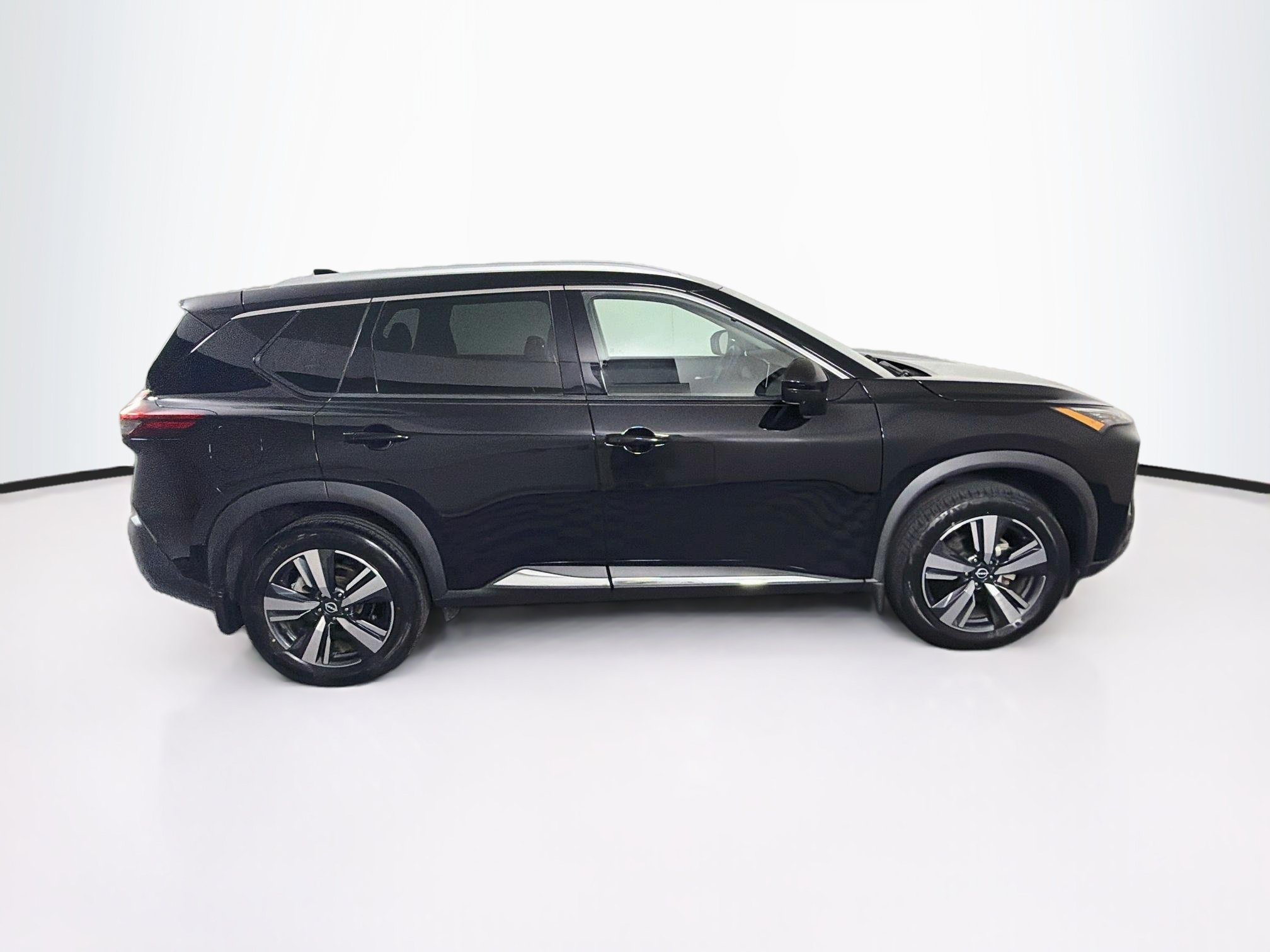 Used 2023 Nissan Rogue SL FWD image 10