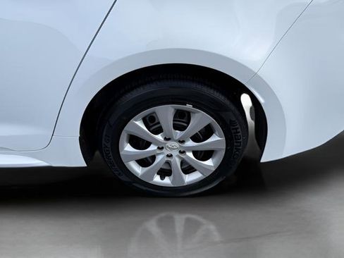 Used 2024 Toyota Corolla LE FWD image 21