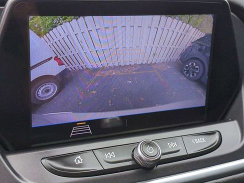 Used 2019 Chevrolet Blazer LT FWD image 15