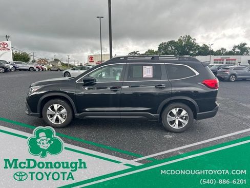 Used 2024 Subaru Ascent Premium w/ Convenience Package AWD/4WD image 3