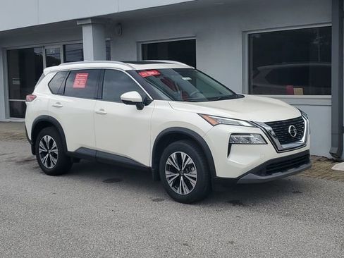 Certified 2021 Nissan Rogue SV w/ Premium Package FWD image 35