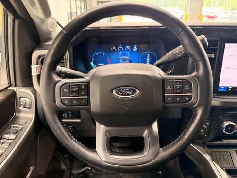 Used 2023 Ford F250 Lariat w/ Lariat Ultimate Package AWD/4WD image 34