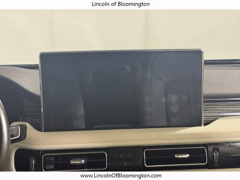 Used 2022 Lincoln Nautilus Black Label w/ Class II Trailer Tow Package AWD/4WD image 26