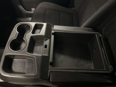 Used 2024 GMC Sierra 2500 Pro w/ Convenience Package image 10