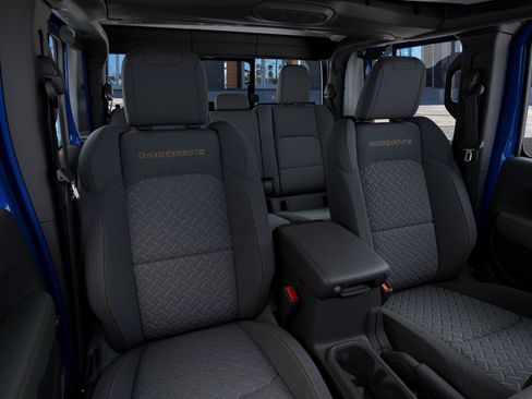 New 2026 Jeep Gladiator Mojave image 16