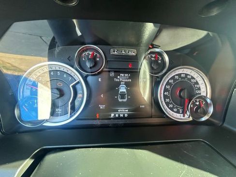 Used 2019 RAM 1500 Classic Warlock image 14