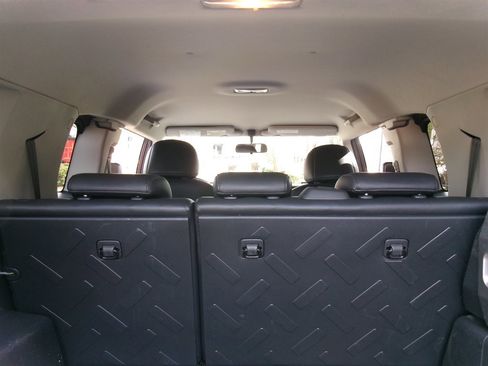 Used 2007 Toyota FJ Cruiser 2WD image 37