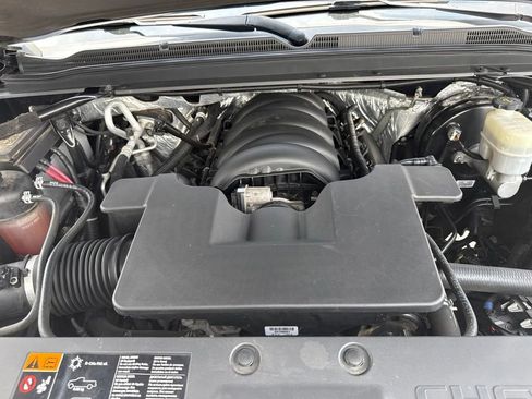 Used 2016 Chevrolet Suburban LTZ AWD/4WD image 37