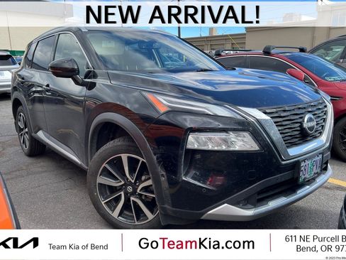 Used 2022 Nissan Rogue Platinum w/ Head-Up Display Package image 1