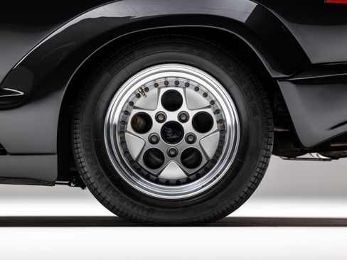 Used 1989 Lamborghini Countach Coupe RWD image 50