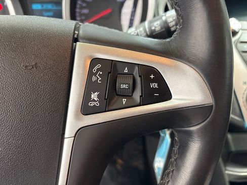 Used 2017 Chevrolet Equinox LT w/ Convenience Package image 12