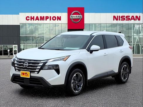 New 2026 Nissan Rogue SV image 3