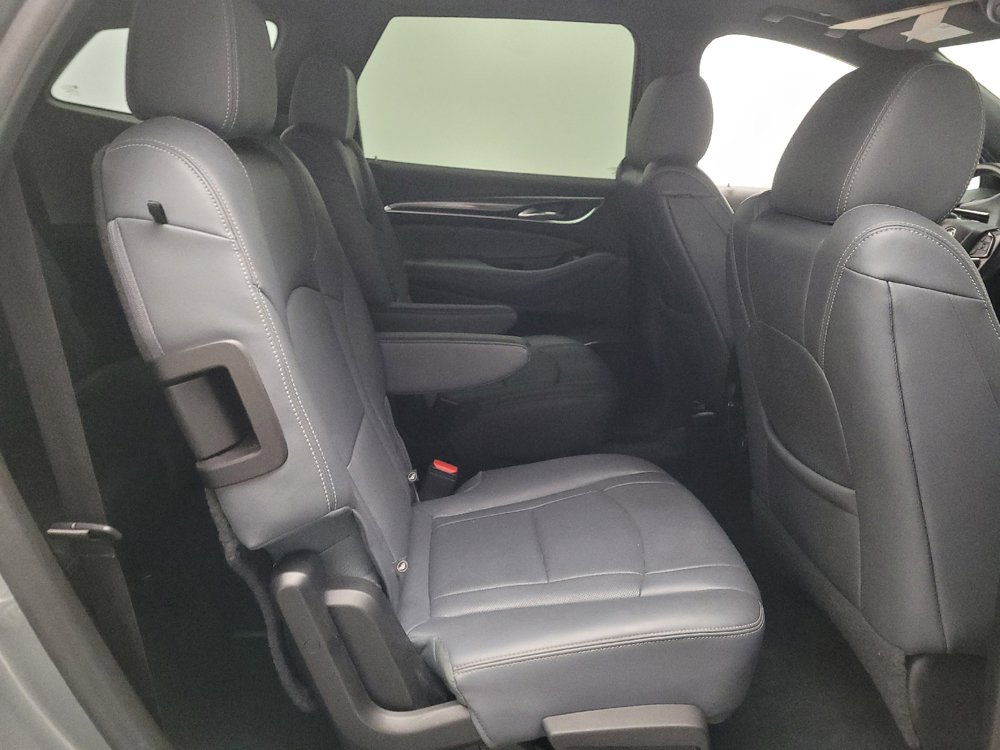 Used 2023 Buick Enclave Essence w/ Experience Buick Package FWD image 19