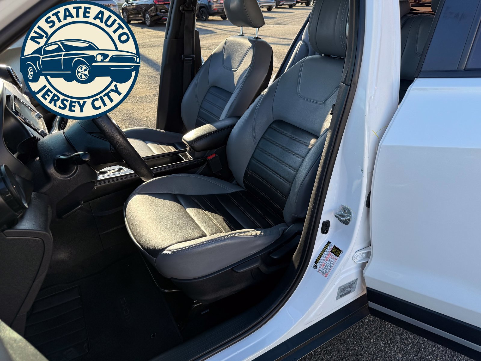 Used 2021 Nissan Kicks SR w/ SR Premium Package FWD image 25