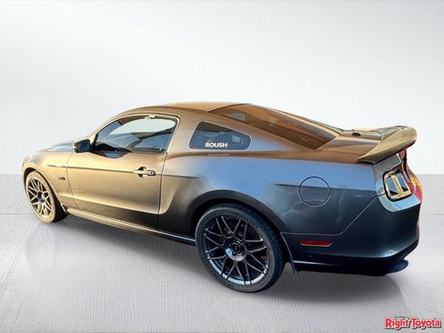 Used 2013 Ford Mustang GT Premium RWD image 3