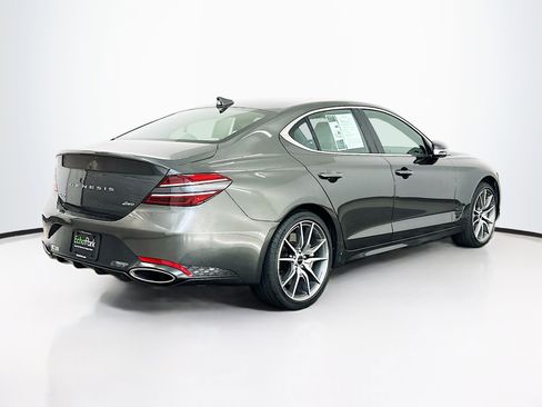 Used 2025 Genesis G70 2.5T image 9