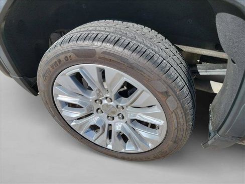 Used 2022 GMC Sierra 1500 Denali w/ Denali Premium Package AWD/4WD image 13