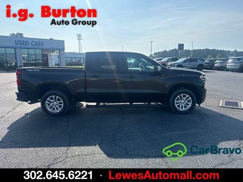 Used 2022 Chevrolet Silverado 1500 RST w/ Safety Package AWD/4WD image 2