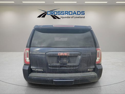 Used 2018 GMC Yukon SLE image 4